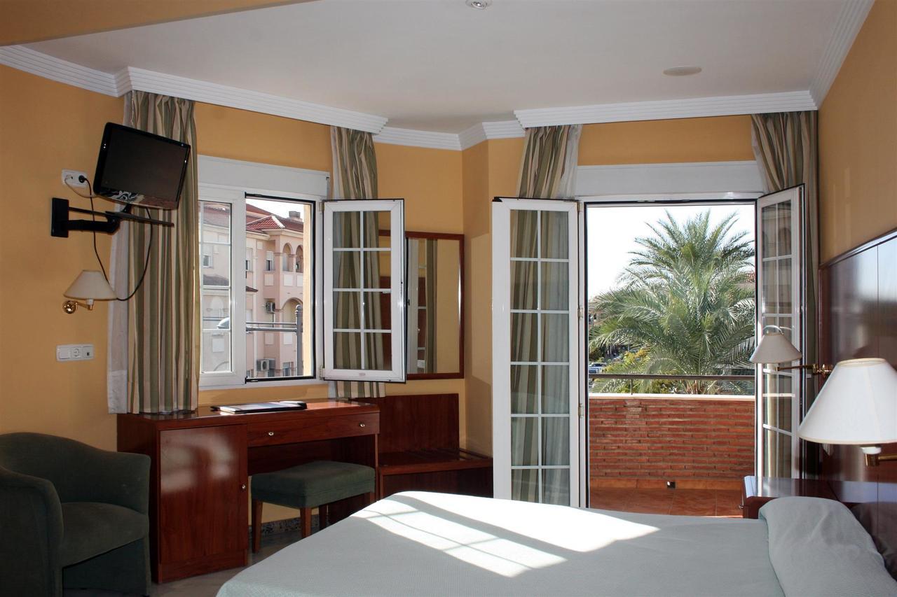 Hotel La Fonda De Don Gonzalo Cenes De La Vega Exteriör bild
